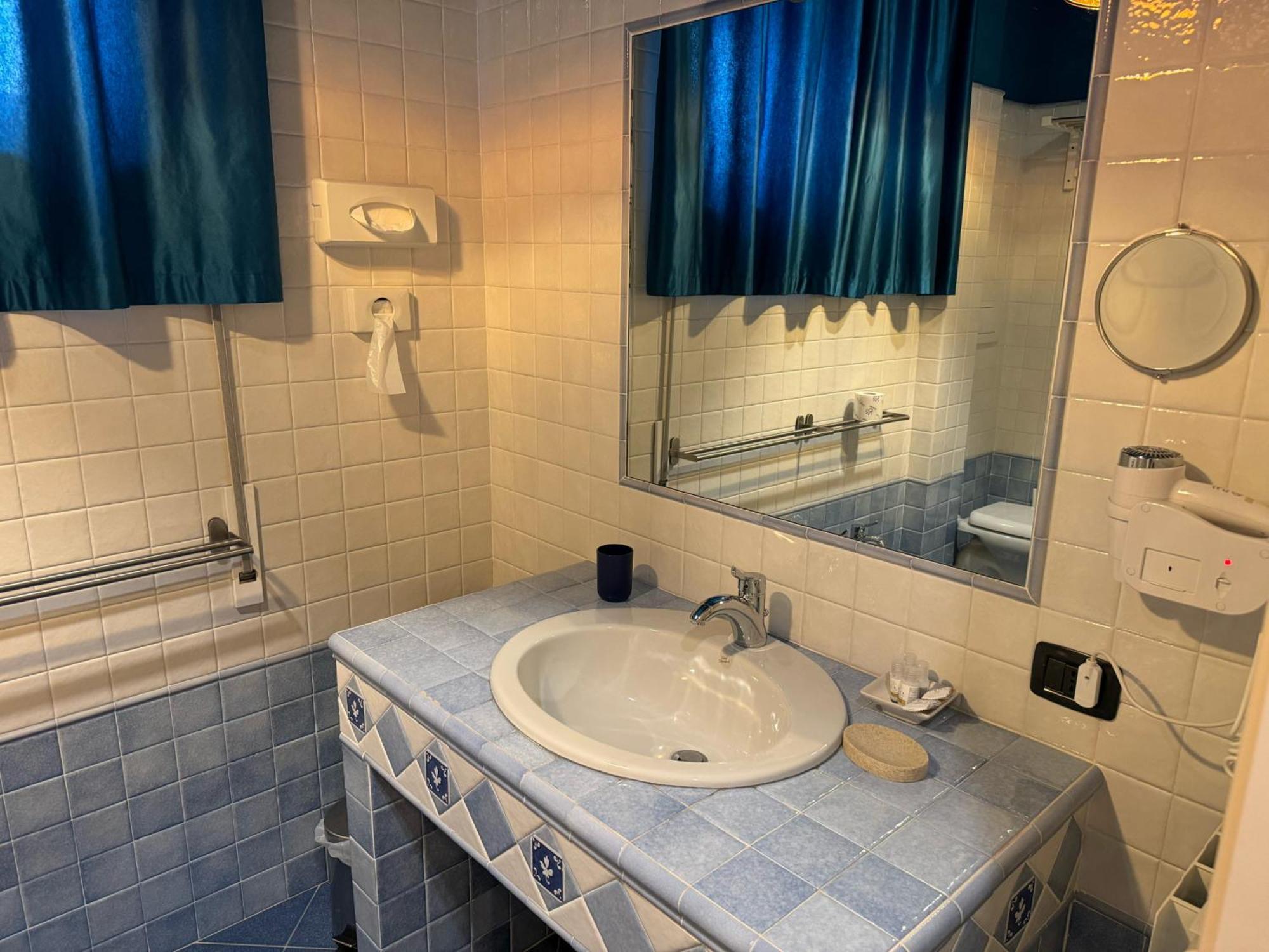 Bracco Rooms & Suites - Boutique Hotel Nel Centro Storico Di מטרה מראה חיצוני תמונה