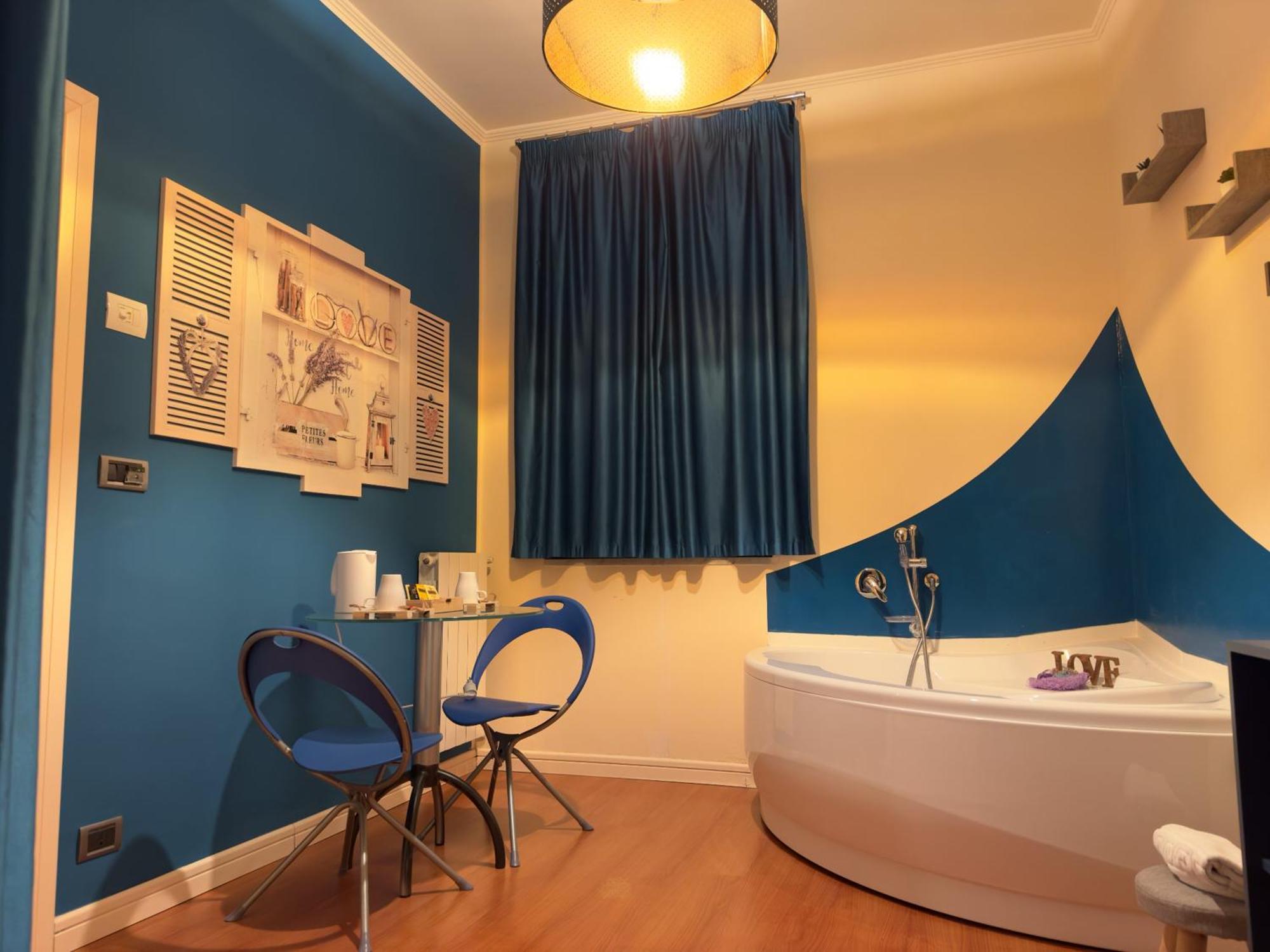 Bracco Rooms & Suites - Boutique Hotel Nel Centro Storico Di מטרה מראה חיצוני תמונה